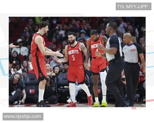 独行侠与好火箭的激烈对决谁能在赛场上笑到最后 独行侠与好火箭的激烈对决谁能在赛场上笑到最后