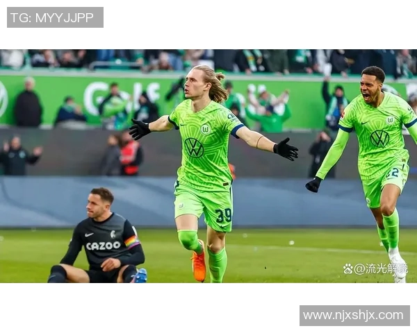 沃尔夫斯堡不败纪录继续，力克弗赖堡坚守领头羊位置