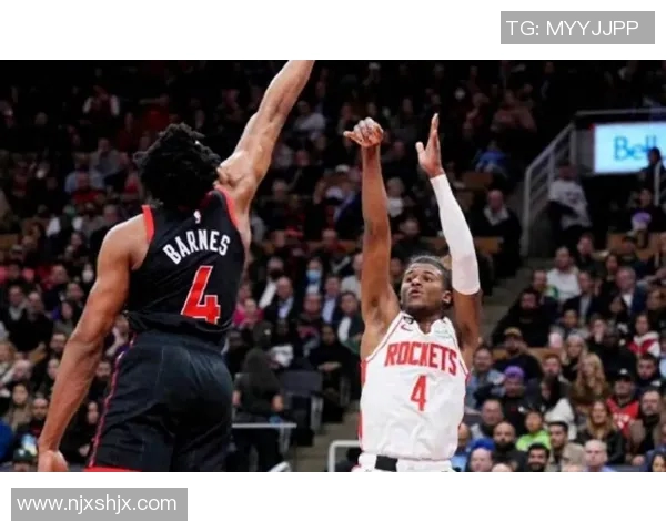 快船主场告捷火箭客场逆袭：篮球世界的双重震撼