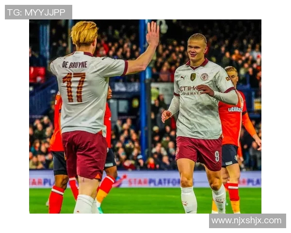 曼城与利物浦激战正酣比分结果揭晓引发球迷热议 曼城与利物浦激战正酣比分结果揭晓引发球迷热议