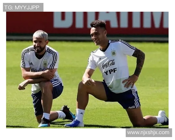 劳塔罗在绿茵场上的崛起与挑战:从天才少年到足球巨星的奋斗之路 劳塔罗在绿茵场上的崛起与挑战:从天才少年到足球巨星的奋斗之路