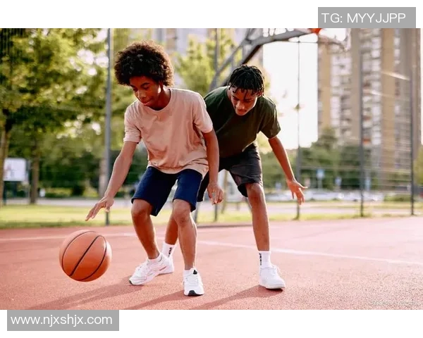 提升篮球技巧的美国训练视频全攻略助你成为球场明星