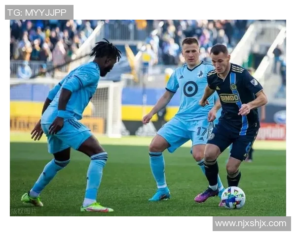 洛城银河与纽约城的激烈对决展现足球魅力与城市精神的完美结合